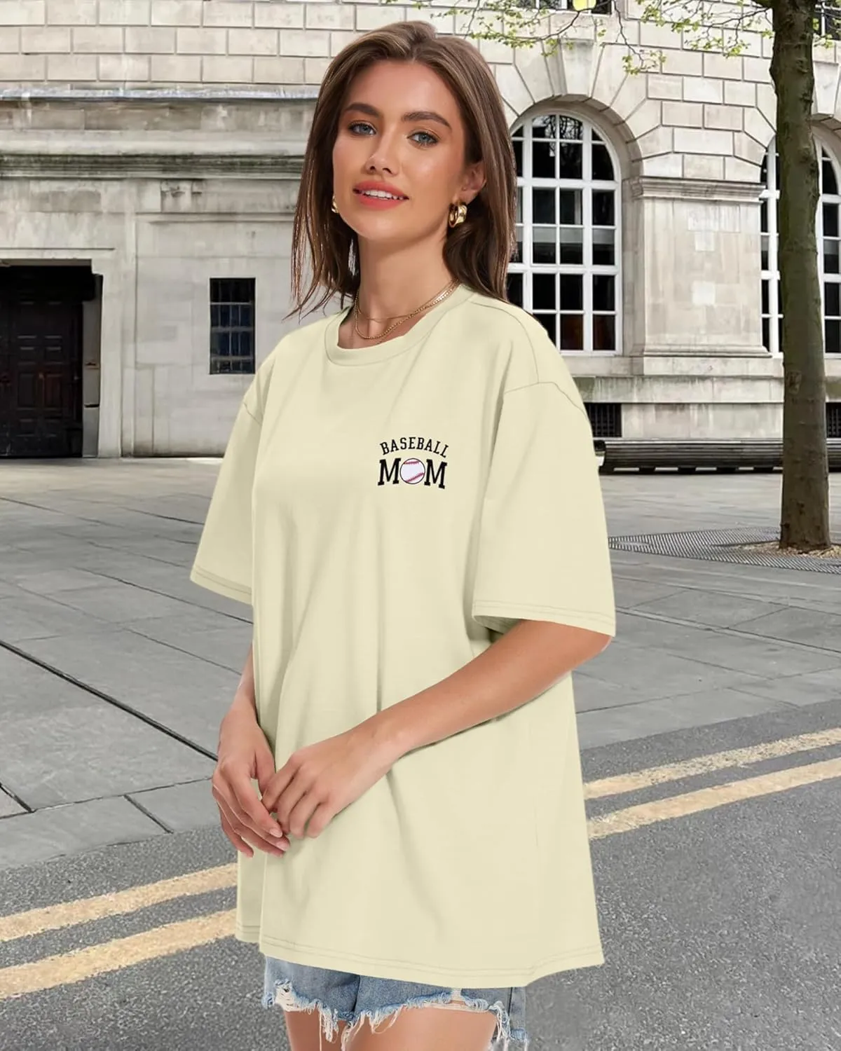 ADOREJOY Oversized Tshirts for Women Crewneck Summer Short Sleeve Loose Graphic Basic Tees