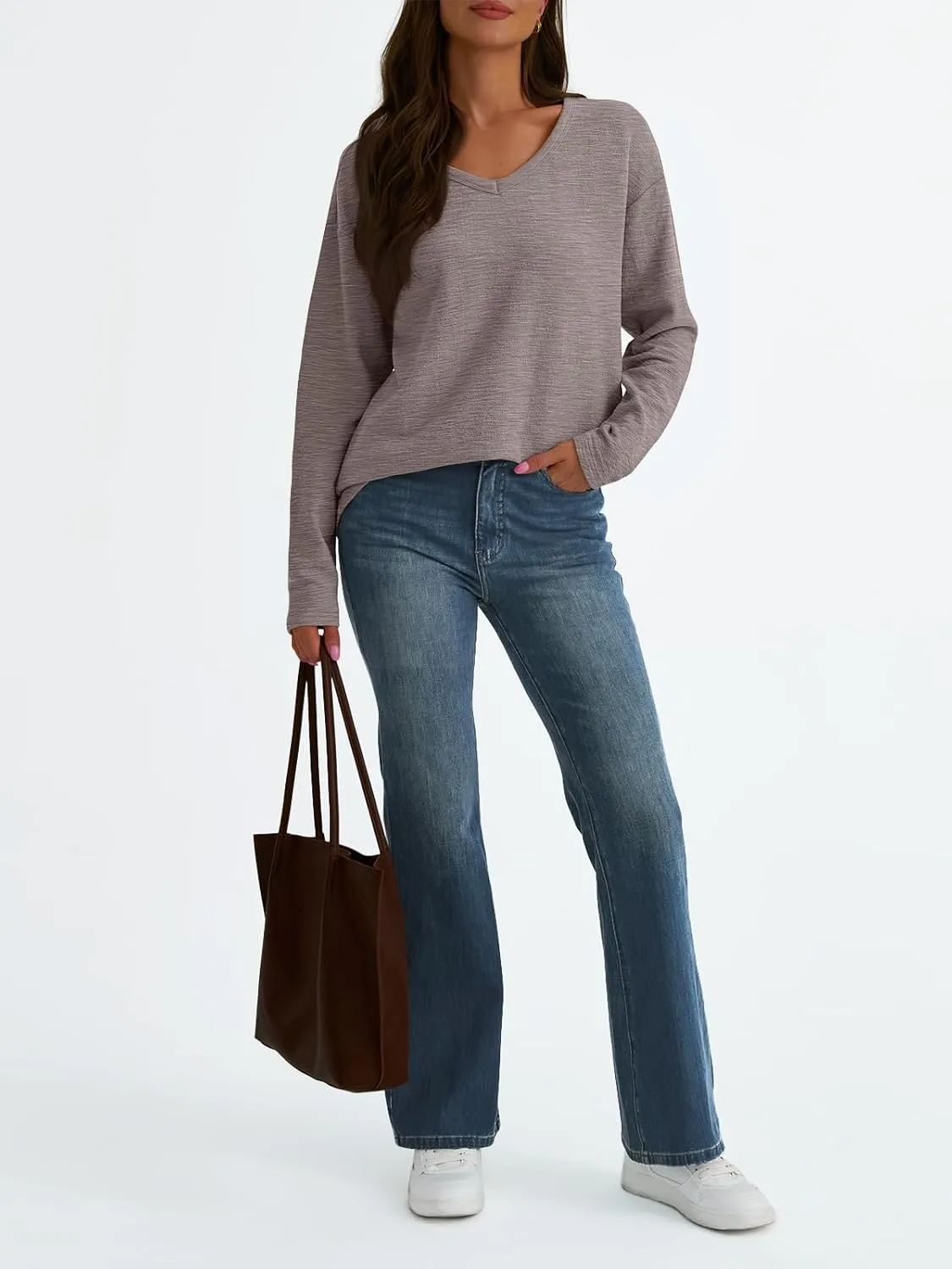 AUTOMET Women's Long Sleeve Oversized Tshirts V Neck 2025 Cotton Tops Lightweight Pullover Casual Basic Tees