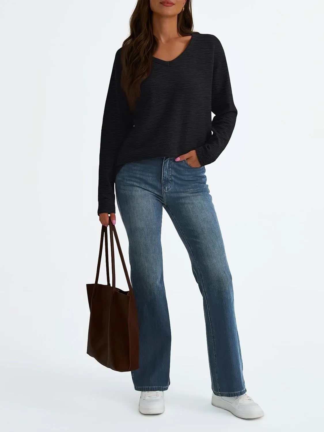 AUTOMET Women's Long Sleeve Oversized Tshirts V Neck 2025 Cotton Tops Lightweight Pullover Casual Basic Tees