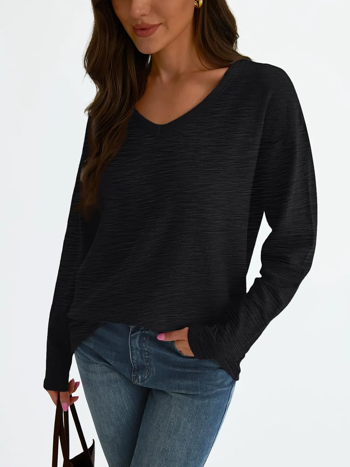 AUTOMET Women's Long Sleeve Oversized Tshirts V Neck 2025 Cotton Tops Lightweight Pullover Casual Basic Tees