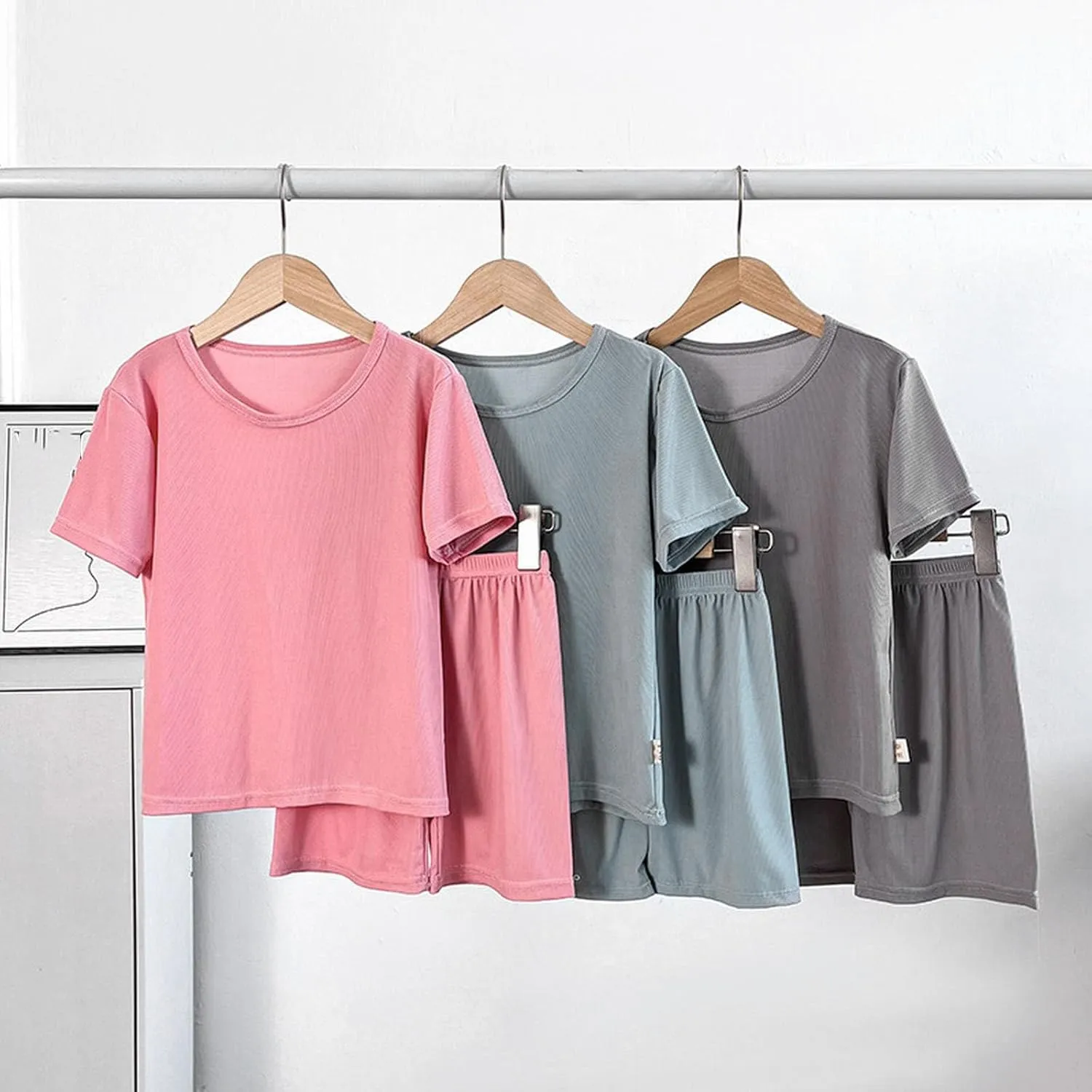 Girls Cotton 𝐏ajamas Short Sleeve 𝐏a𝐣ama Sets Kids Sl𝐞epwear Summer 𝐏js Tops and Shorts Set for Girls Loung𝐞wear