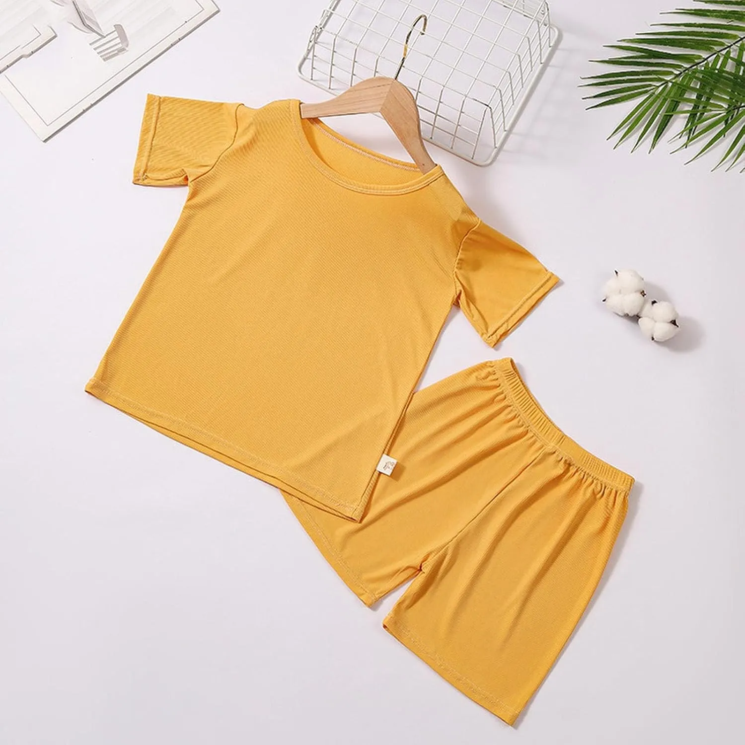 Girls Cotton 𝐏ajamas Short Sleeve 𝐏a𝐣ama Sets Kids Sl𝐞epwear Summer 𝐏js Tops and Shorts Set for Girls Loung𝐞wear