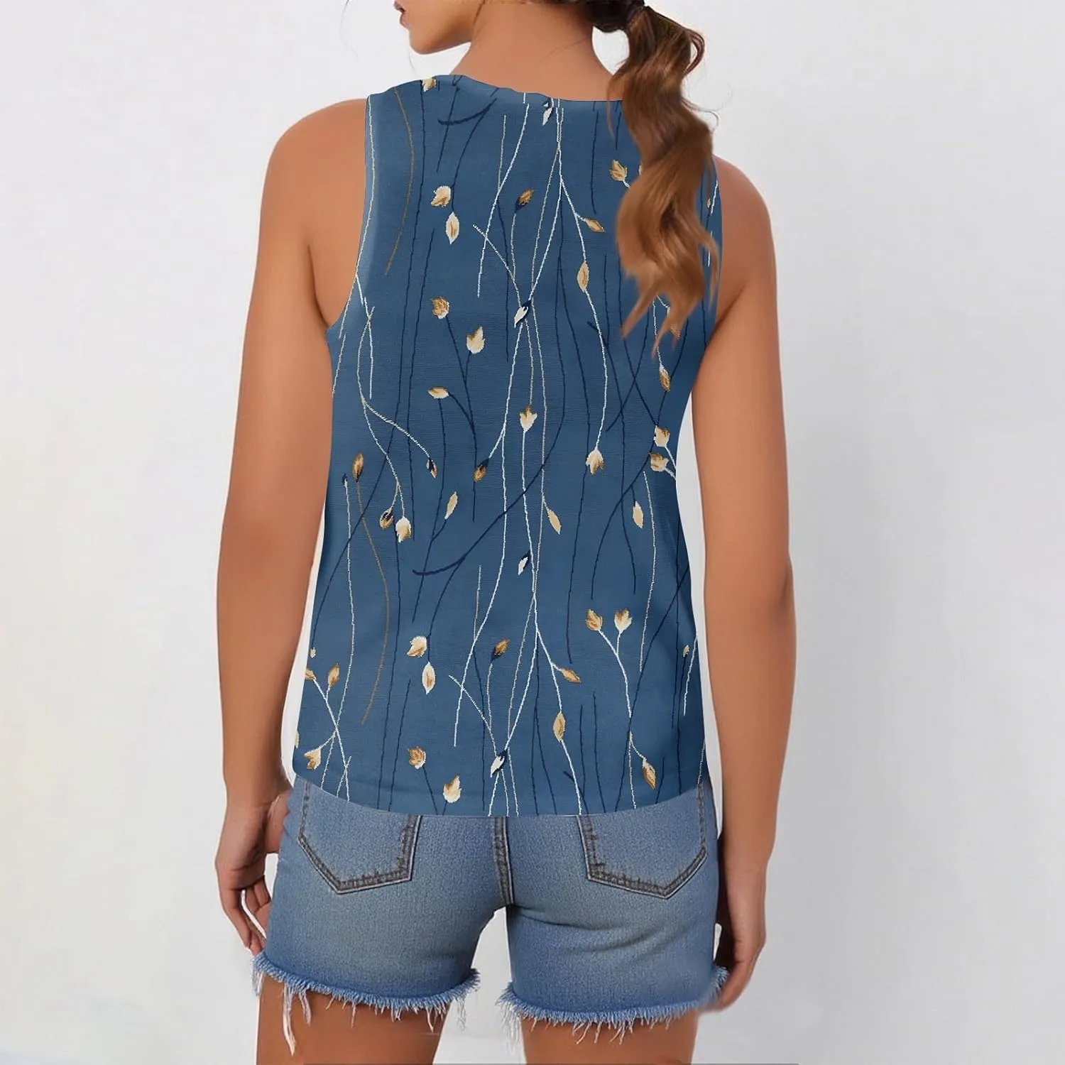 Tank Tops for Women Summer Fashion Crew Neck T Shirts Sleeveless Loose Pleated Floral Boho Tops Printed Basic Tee