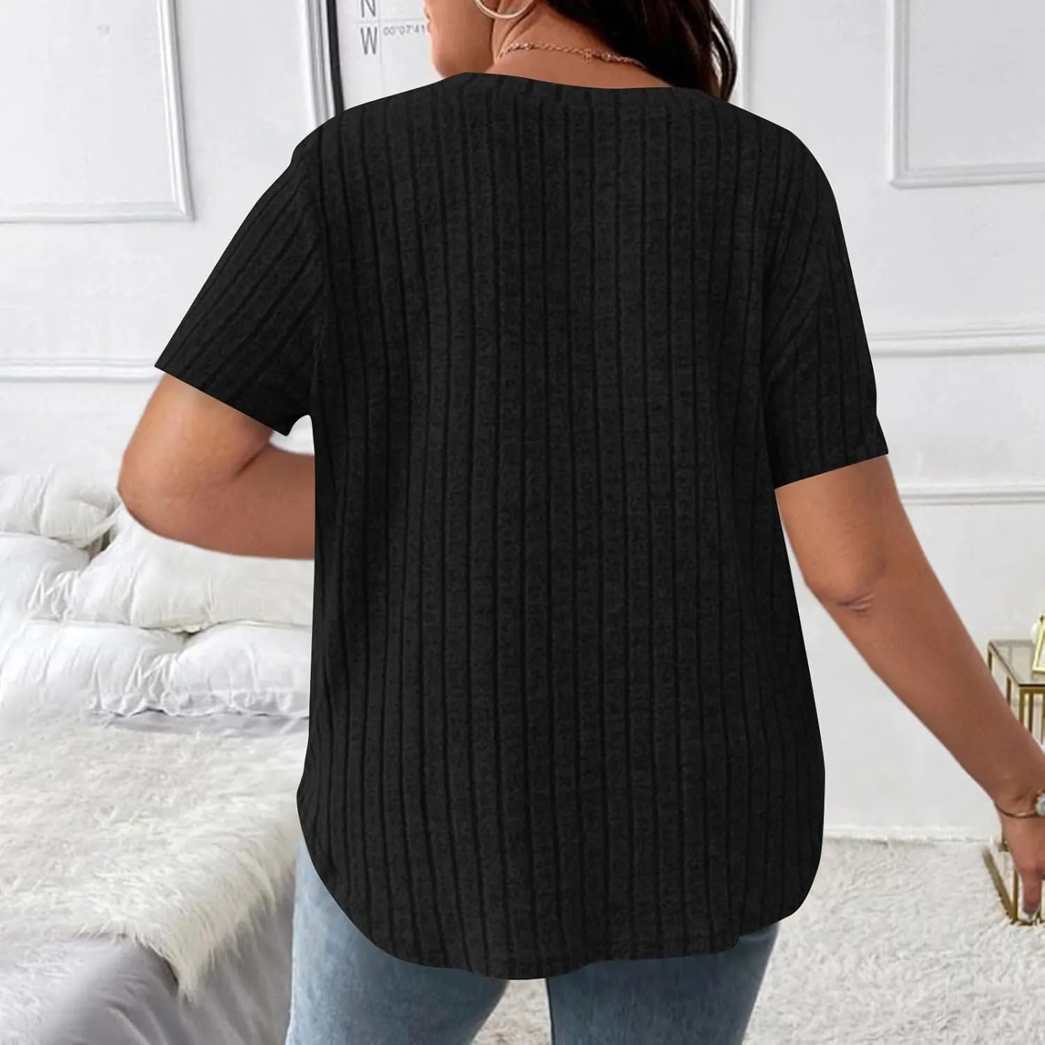 Women's Plus Size Tops Short Sleeve V Neck T Shirts Casual Loose Blouses Tunic Soft Comfortable Summer Tops